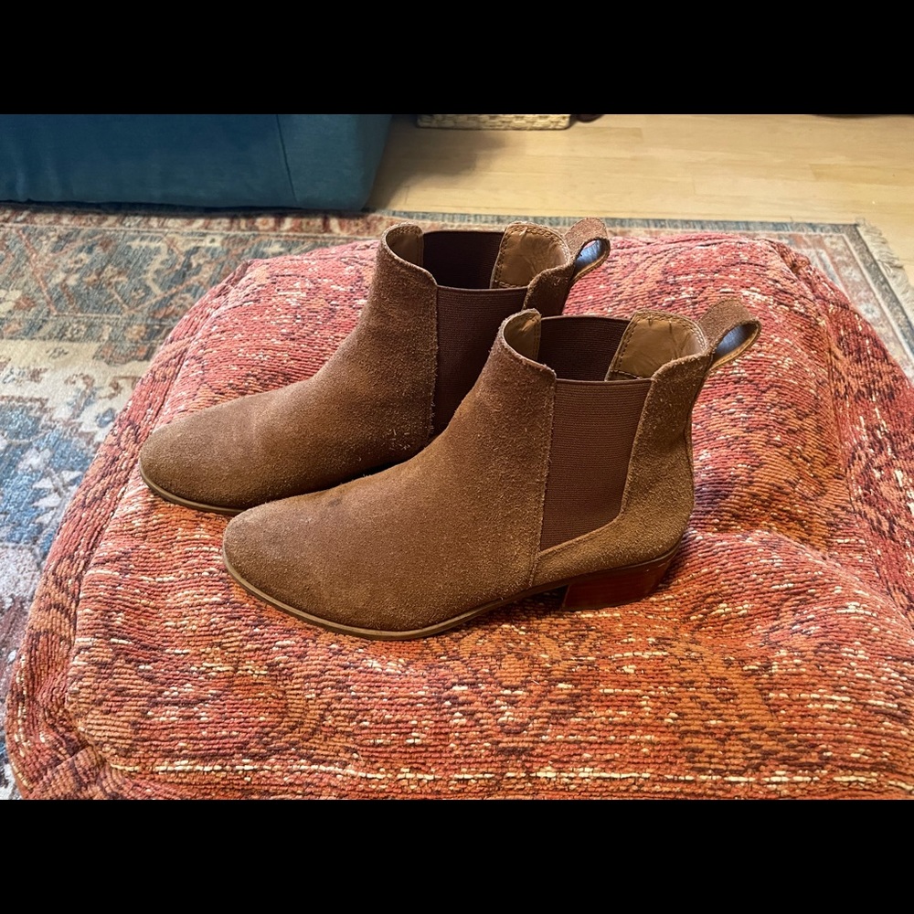 Steve Madden Dover Cognac Suede Bootie, Size 7 - image 1